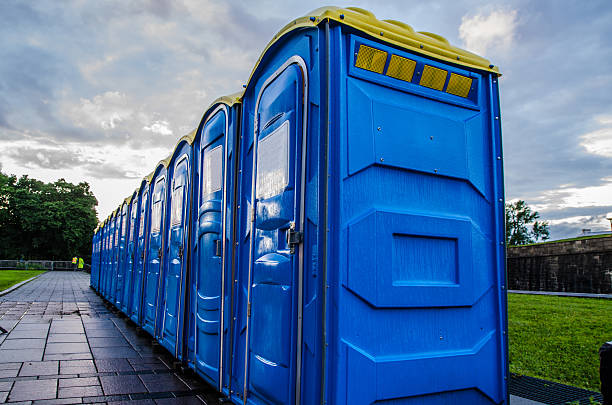 Best Portable restroom trailer rental  in Parkland, WA